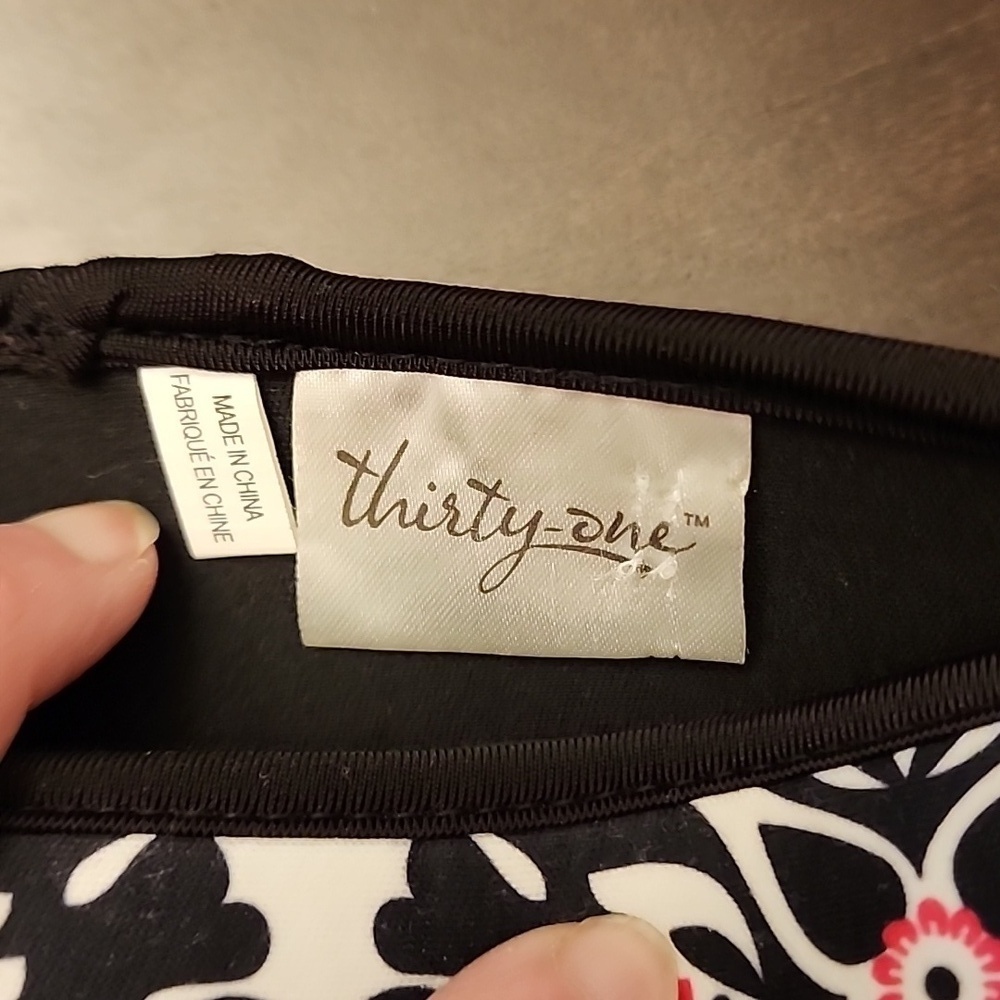 THIRTY-ONE IPAD/Tablet/Kindle CASE - Picture 3 of 4